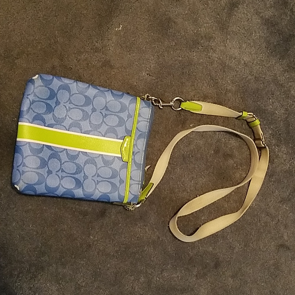 Coach crossbody purse!!!!